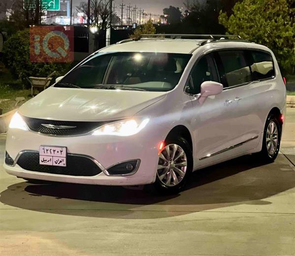 Chrysler for sale in Iraq